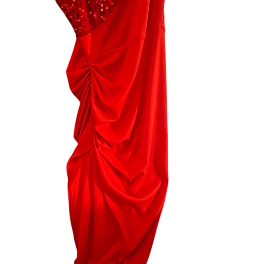 Elegant Red Sequin Gown